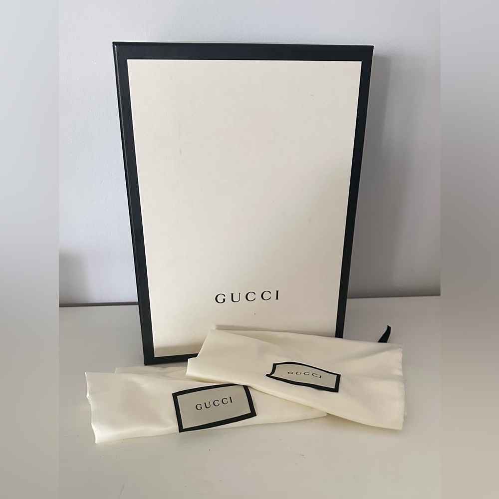 Gucci shoe box with dust bags new